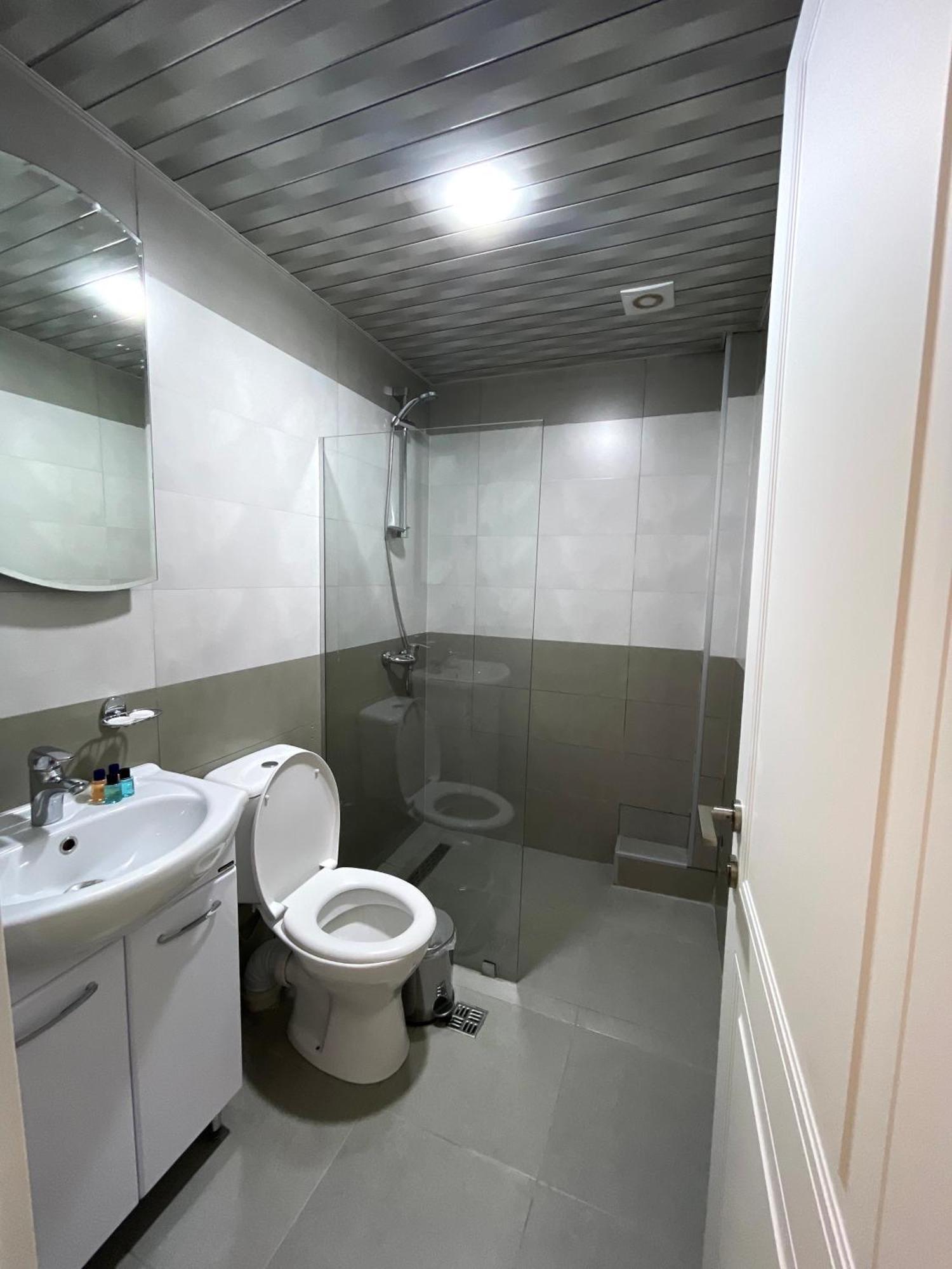 Hotel White House Tbilisi Ngoại thất bức ảnh